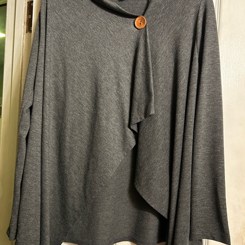 bobeau Charcoal Gray Button-Accent Poncho Sweater